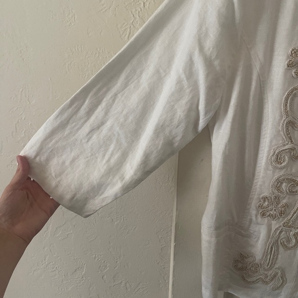 Chico’s 100% Linen Lightweight Boho Beaded Blazer Button Front Jacket Size 2 (L) - Picture 3 of 10